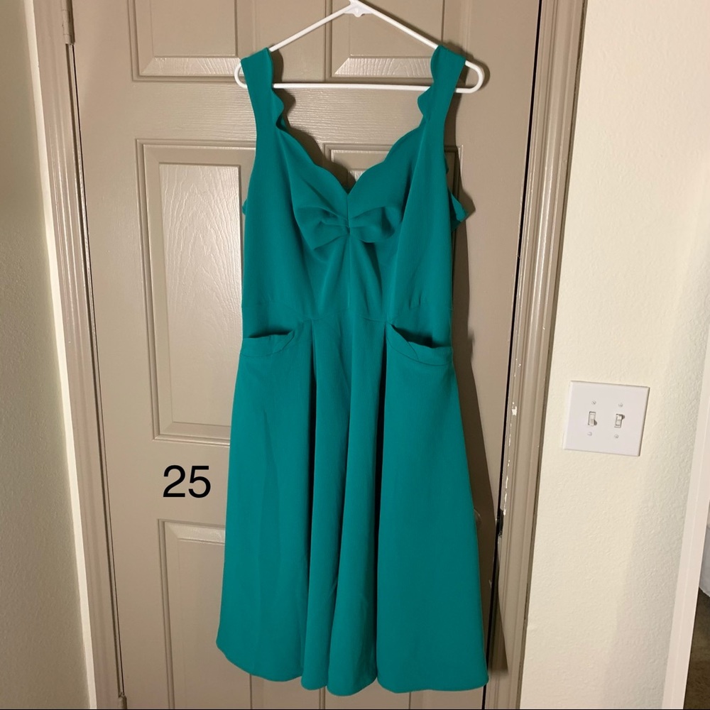 Miss Candyfloss - green dress